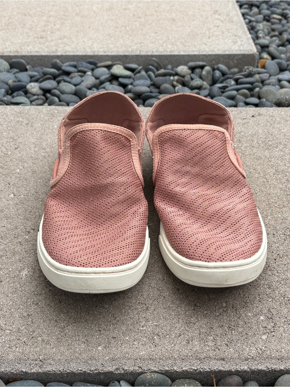 OluKai Pehuea Women’s Slip-On Sneakers – No Insoles